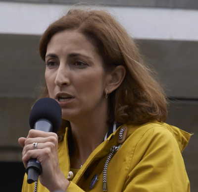 Sima Davrain speaks